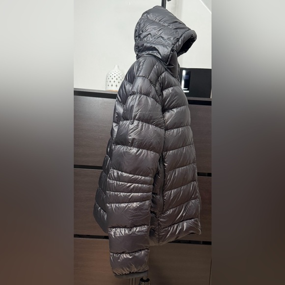 Canada Goose Crofton Water Resistant Packable Quilted 750 Fill Power Down Jacket - Picture 6 of 13